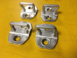 RYGIEL DRZWI PRZÓD TYŁ MERCEDES W176 INFINITI Q30