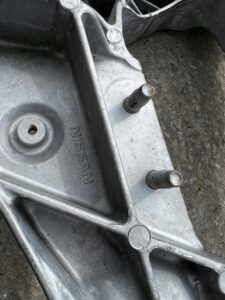 WÓZEK ZAWIESZENIA SANKI KOŁYSKA PRZÓD INFINITI M35 M35H Q70