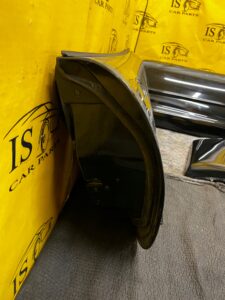 DRZWI PRAWA STRONA PRAWY PRZÓD LISTWA CHEVROLET CORVETTE C5 97-04