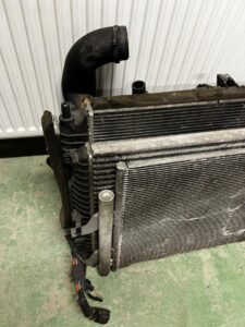 KOMPLET CHŁODNIC WENTYLATOR CHŁODNICA JAGUAR XJ X351 3.0D