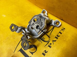 KOMPLET ZAWIASY DRZWI PRZÓD LEWY DACIA DOKKER 369