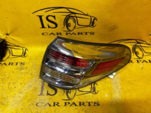 LAMPA TYLNA TYŁ PRAWA W BŁOTNIK LEXUS RX 450H ORYGINAŁ