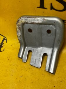 BLACHA MOCOWANIE WSPORNIK DESKI RANGE EVOQUE L551