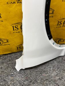 BŁOTNIK PRAWY PRZÓD GENESIS GV70 BIAŁA PERŁA