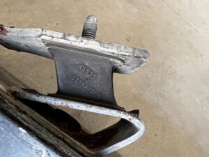 WSPORNIK WZMOCNIENIE BELKA JEEP WRANGLER JL