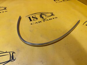 LISTWA DEKOR OZDOBNA PIONOWA SZYBY TYŁ BMW 5 E12 E28 NOWA OEM