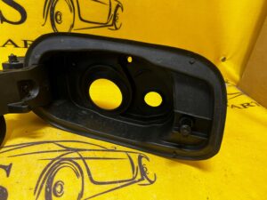 KLAPKA WLEWU PALIWA ZAMEK AUDI A8 D5 CZARNA LY9T