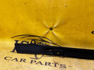 KIEROWNICA POWIETRZA PRZÓD PRZEDNIA TOYOTA HILUX VIII 8