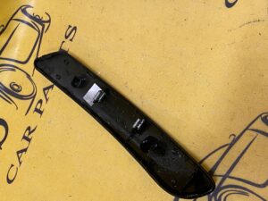 OSŁONA DEKTOR DRZWI LEWA DACIA DUSTER II 17-