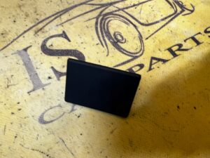 OSŁONA ZAŚLEPKA KAMERY ZDERZAKA TYLNEGO TYŁ DACIA SANDERO III