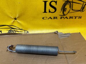 SPRĘŻYNA OTWIERANIA KLAPY BAGAŻNIKA AUDI A8 D5 4N