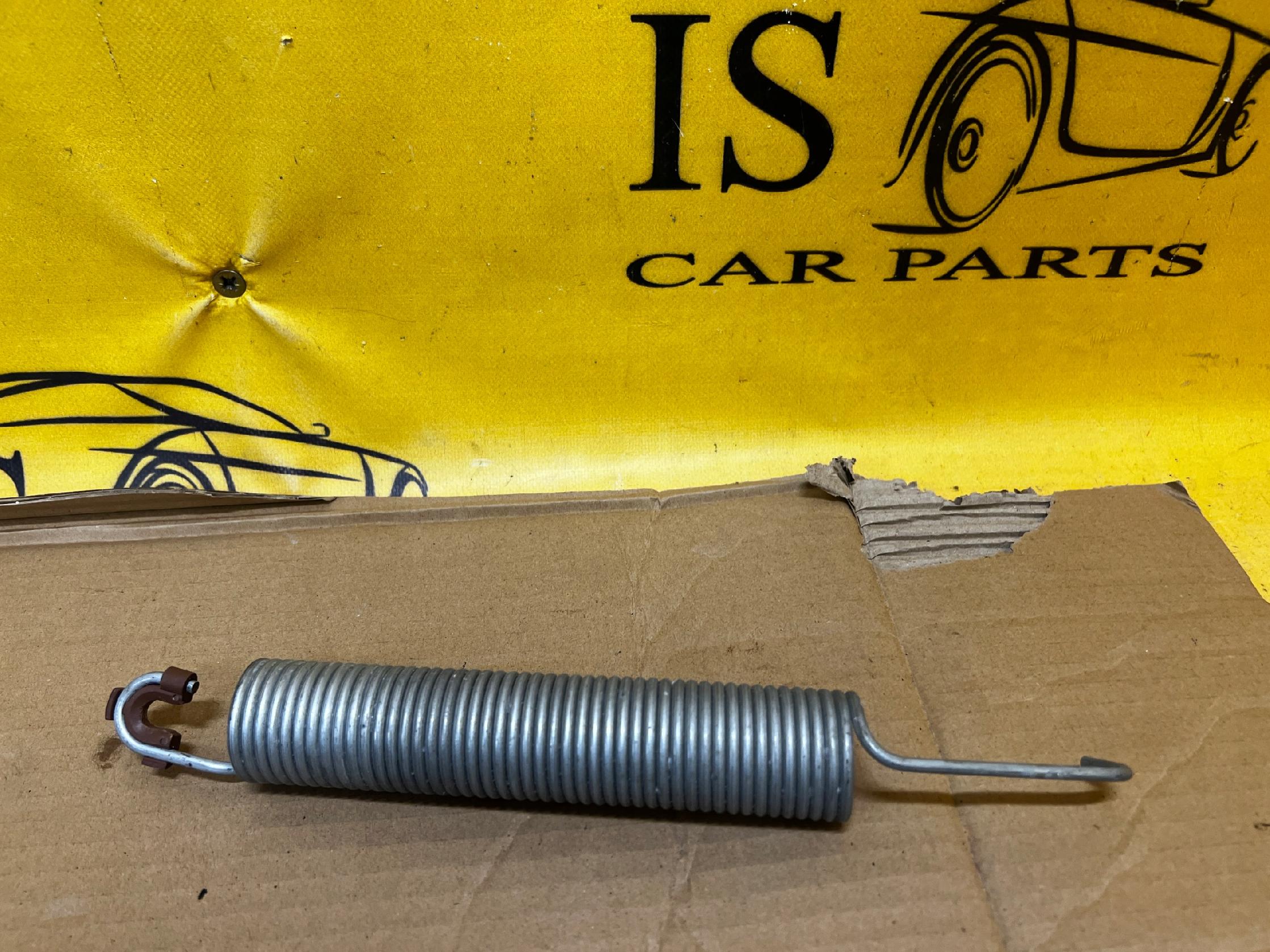 SPRĘŻYNA OTWIERANIA KLAPY BAGAŻNIKA AUDI A8 D5 4N