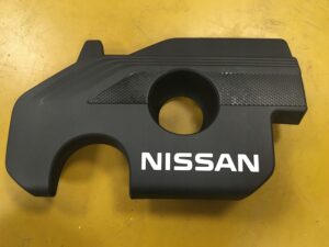 OSŁONA POKRYWA SILNIKA 1.7 DCI NISSAN X-TRAIL T32