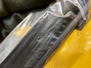 USZCZELKA DOLNA DRZWI PRZÓD BMW X1 E84 NOWA OEM