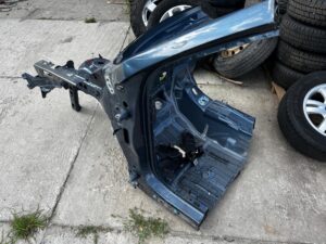 ĆWIARTKA PODŁUŻNICA SŁUPEK LEWY PRZÓD FORD ESCAPE MK4 USA 2020