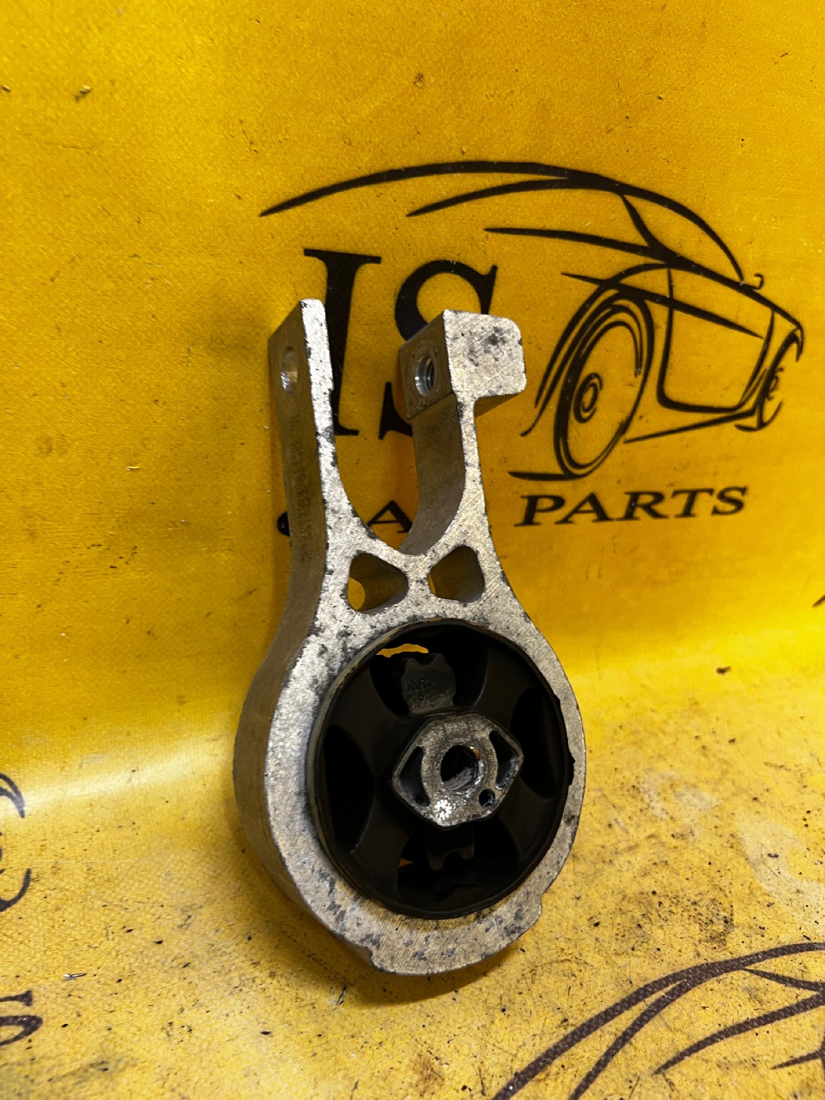 ŁAPA PODUSZKA SILNIKA PEUGEOT 508 RXH 2.0 HDI