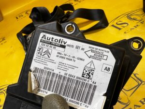 WYSTRZELONY MODUŁ STEROWNIK AIRBAG PODUSZEK POWIETRZNYCH PEUGEOT 308 II T9