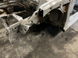 ĆWIARTKA PODŁUŻNICA PRÓG FARTUCH LEWA RENAULT MEGANE IV HB TED69