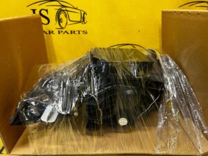 REFLEKTOR LAMPA PRZÓD PRZEDNIA PRAWY PRAWA BMW 1 E81 E82 E87 E88 NOWY OEM