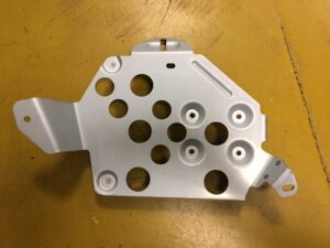 MOCOWANIE PODSTAWA STEROWNIKA MODUŁU INFINITI Q30