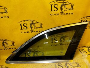 SZYBA KAROSERYJNA BŁOTNIKA TYŁ PRAWY MERCEDES E-KLASA W213 S213 KOMBI 2019R