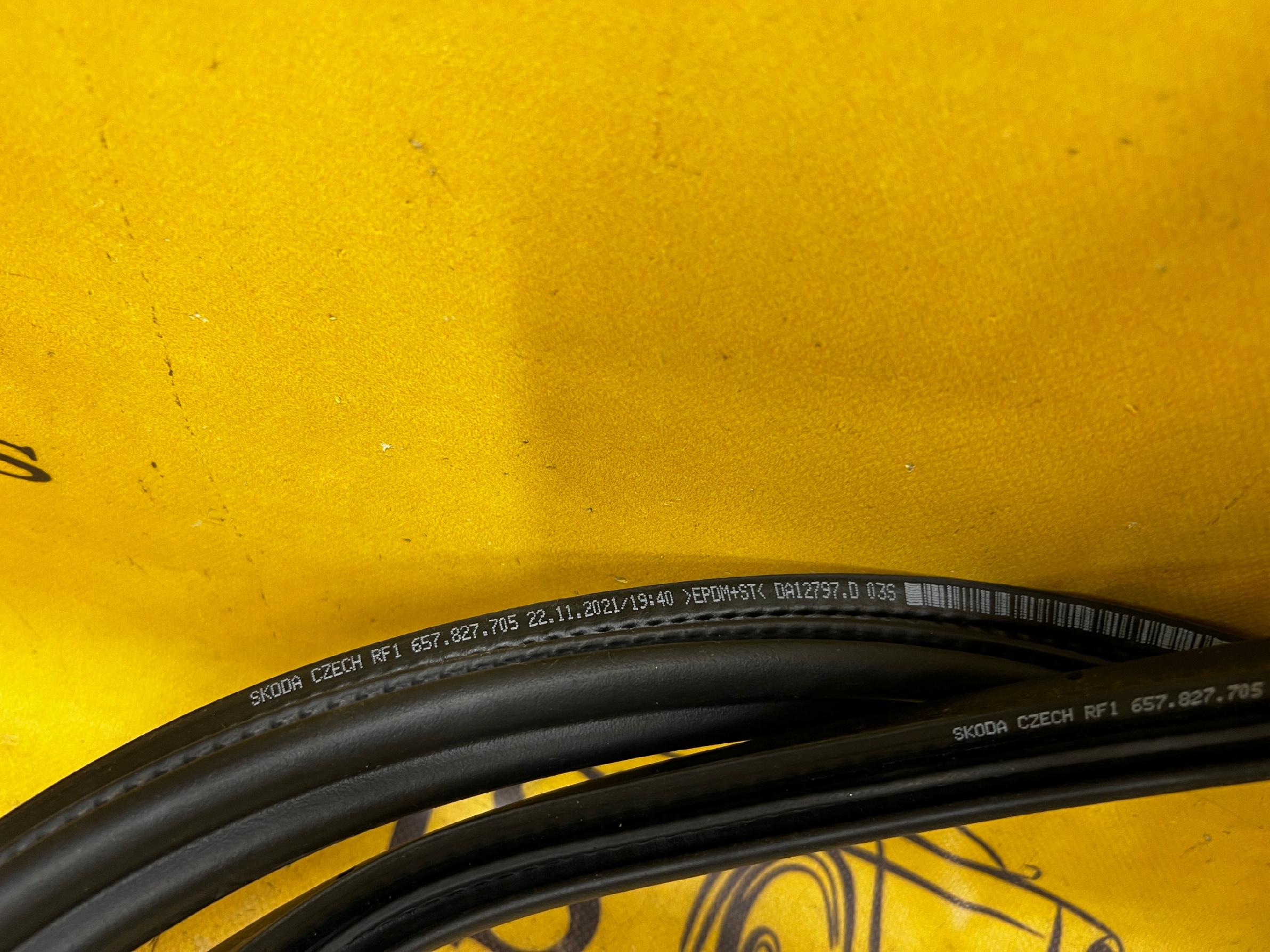 USZCZELKA POKRYWY KLAPY BAGAŻNIKA SKODA SCALA