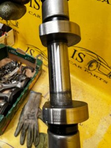 WAŁEK MIMOŚRODOWY SILNIKA B38 BMW F40 MINI