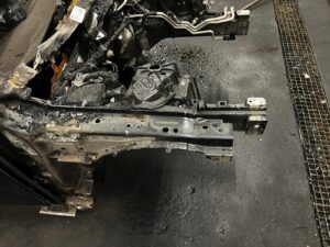 PRAWY PRZÓD ĆWIARTKA PODŁUŻNICA FARTUCH PRÓG RANGE ROVER VELAR L560