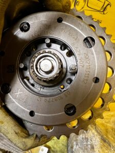 WAŁEK ROZRZĄDU WARIATOR SILNIKA B38 BMW F40 MINI