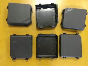 OSŁONA POKRYWA BEZPIECZNIKÓW NISSAN X-TRAIL T32