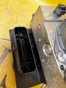 POMPA HAMULCOWA ABS PEUGEOT 508 I RXH LIFT 2.0 HDI