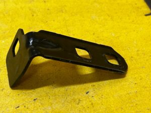 BLACHA UCHWYT MOCOWANIE WSPORNIK FORD KUGA MK3