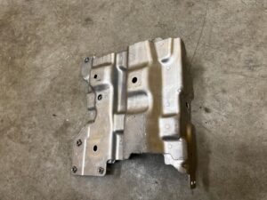 PODSTAWA AKUMULATORA MOCOWANIE RENAULT KADJAR NISSAN QASHQAI