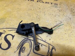 CZUJNIK POZIOMOWANIA ŚWIATEŁ RENAULT MEGANE IV