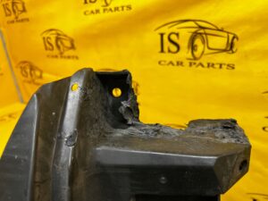 ŚLIZG WZMOCNIENIE ZDERZAKA TYŁ TYLNEGO RANGE ROVER VELAR L560