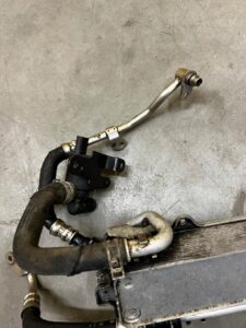 CHŁODNICZKA CHŁODNICA OLEJU SKRZYNI AUDI SQ7 Q7 4M0 4.0 TDI