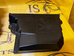 OBUDOWA SKRZYNKA BEZPIECZNIKÓW DACIA SANDERO STEPWAY III 2023R