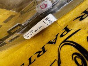 LISTWA ZDERZAKA PRZÓD PRZEDNIEGO PRAWA PRAWY CHROM BMW 3 GT F34 NOWA OEM