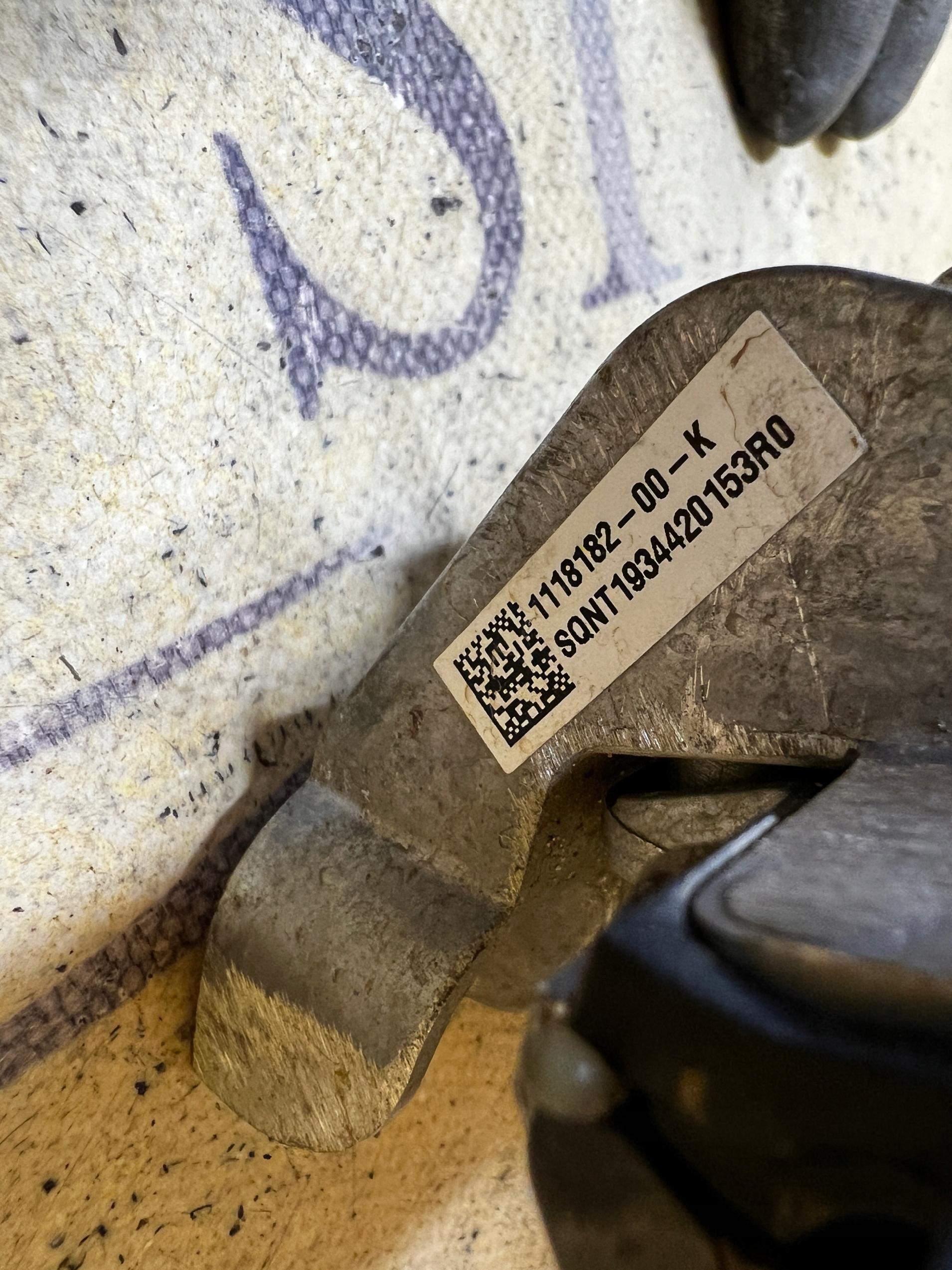 STEROWNIK MODUŁ ZAWIESZENIA TESLA MODEL 3 PRZEDLIFT