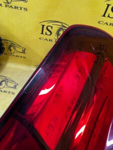 LAMPA TYŁ TYLNA LEWY LEWA TOYOTA HILUX VIII 8