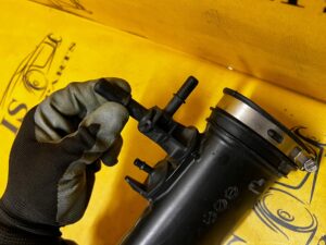 WĄŻ RURA PRZEWÓD DOLOT POWIETRZA TURBO FORD FUSION LIFT USA 2.0 ECOBOOST