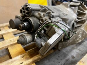 DYFERENCJAŁ DYFER MOST TYŁ RANGE ROVER EVOQUE L538 2.0 BENZYNA