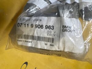 4 X ŚRUBA PRZEKŁADNI KIEROWNICZEJ BMW X3 F25 X4 F26 3 F30 4 F32 F36 NOWA OE
