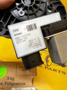 PODNOŚNIK SZYBY LEWY PRZÓD BMW X3 G01 X4 G02 NOWY OEM