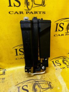 OBUDOWA FILTRA WĘGLOWEGO AUDI TT 8S 8S0201801