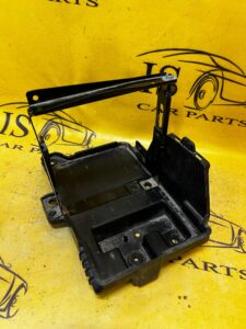 PODSTAWA MOCOWANIE AKUMULATORA FORD KUGA MK3