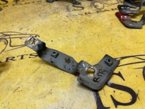 WSPORNIK MOCOWANIE BŁOTNIKA PRZÓD LEWY RENAULT MEGANE IV RPR TERPR