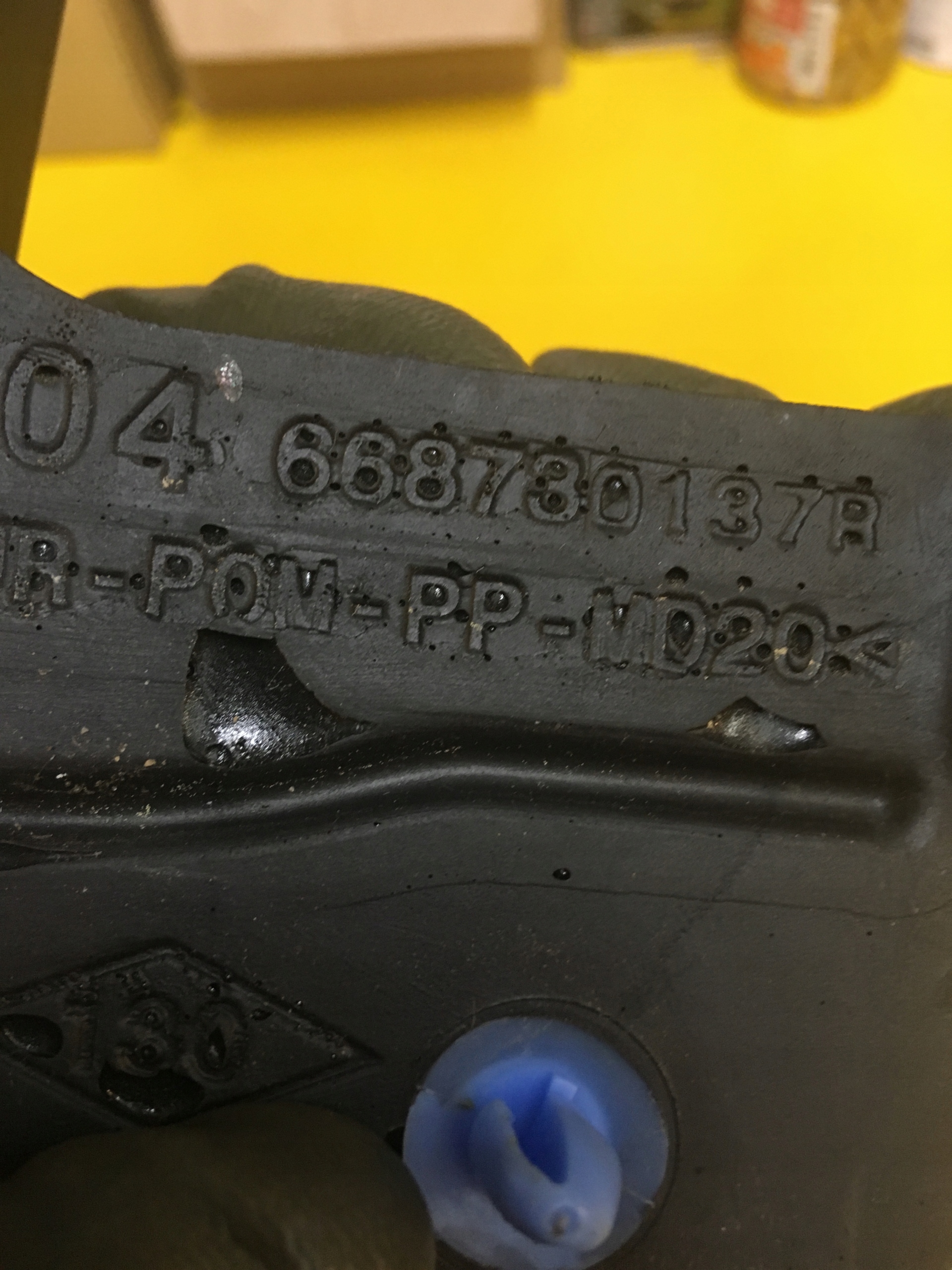 GĄBKA PODSZYBIA RENAULT TALISMAN 668730137R PRAWA