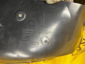 NADKOLE PRZÓD LEWE LEWY FORD MUSTANG VI