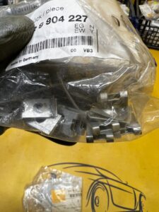 10 X NAKRĘTKA BLASZKA MOCUJĄCA ZDERZAKA TYŁ BMW NOWA OEM